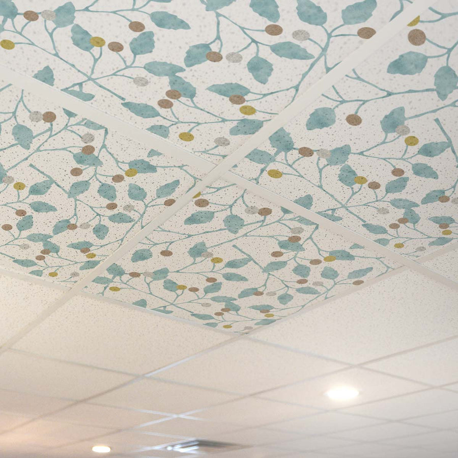 Azulejo de techo con patrón de hojas y bayas P78